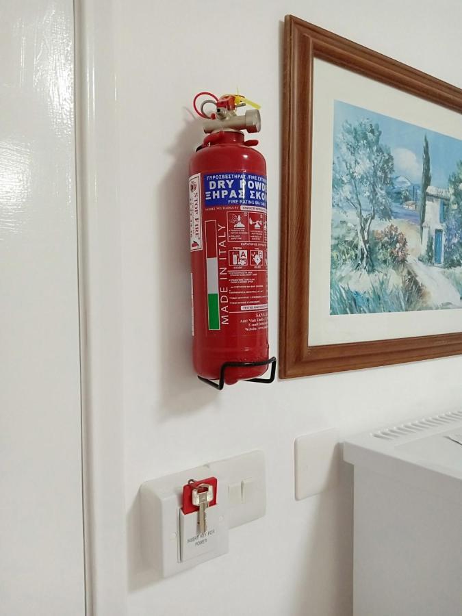 Stelia'S Seagate Studio Apt. Larnaca Zewnętrze zdjęcie