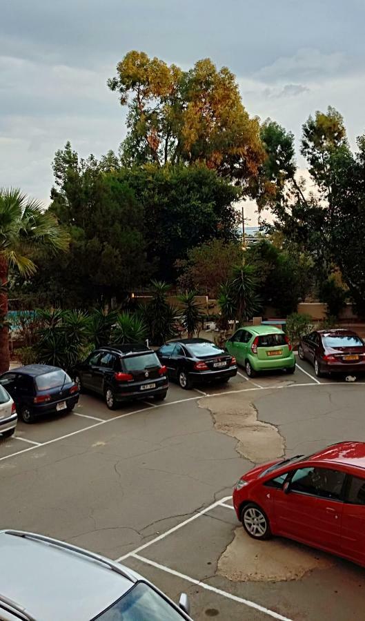Stelia'S Seagate Studio Apt. Larnaca Zewnętrze zdjęcie